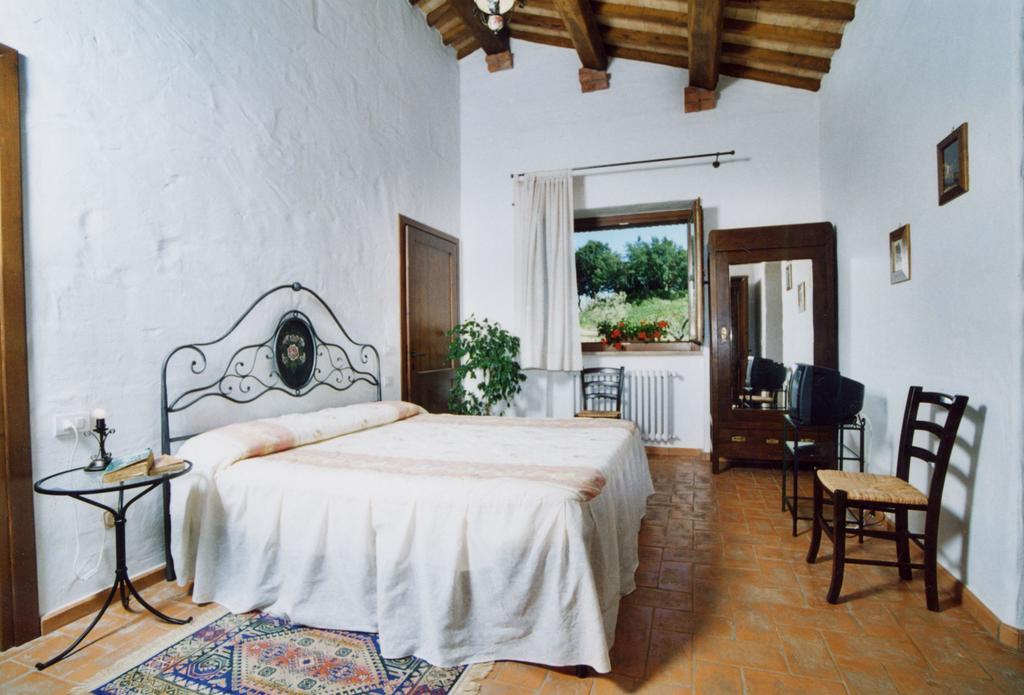 Agriturismo Poggio Porsenna - Con Piscina Proceno Exterior foto