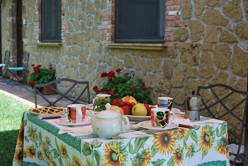 Agriturismo Poggio Porsenna - Con Piscina Proceno Exterior foto