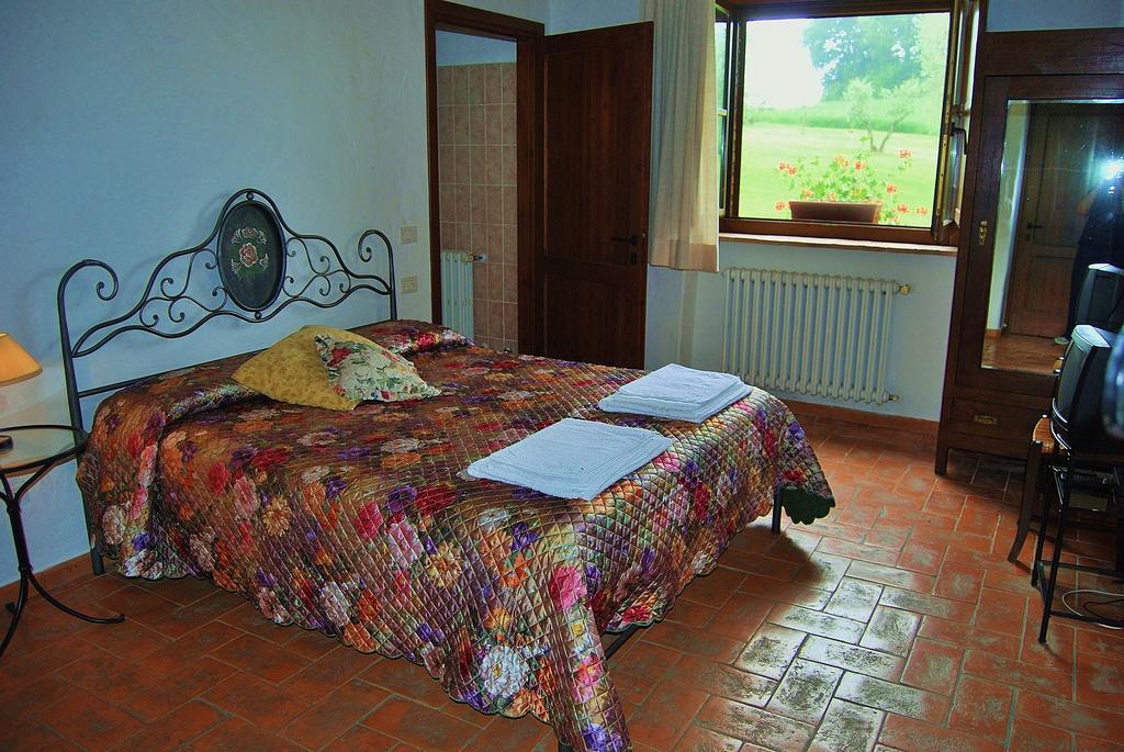Agriturismo Poggio Porsenna - Con Piscina Proceno Exterior foto